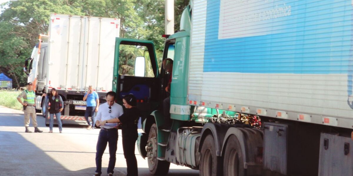 Receita Estadual faz operação em rodovias que dão acesso a Goiânia para combate à sonegação