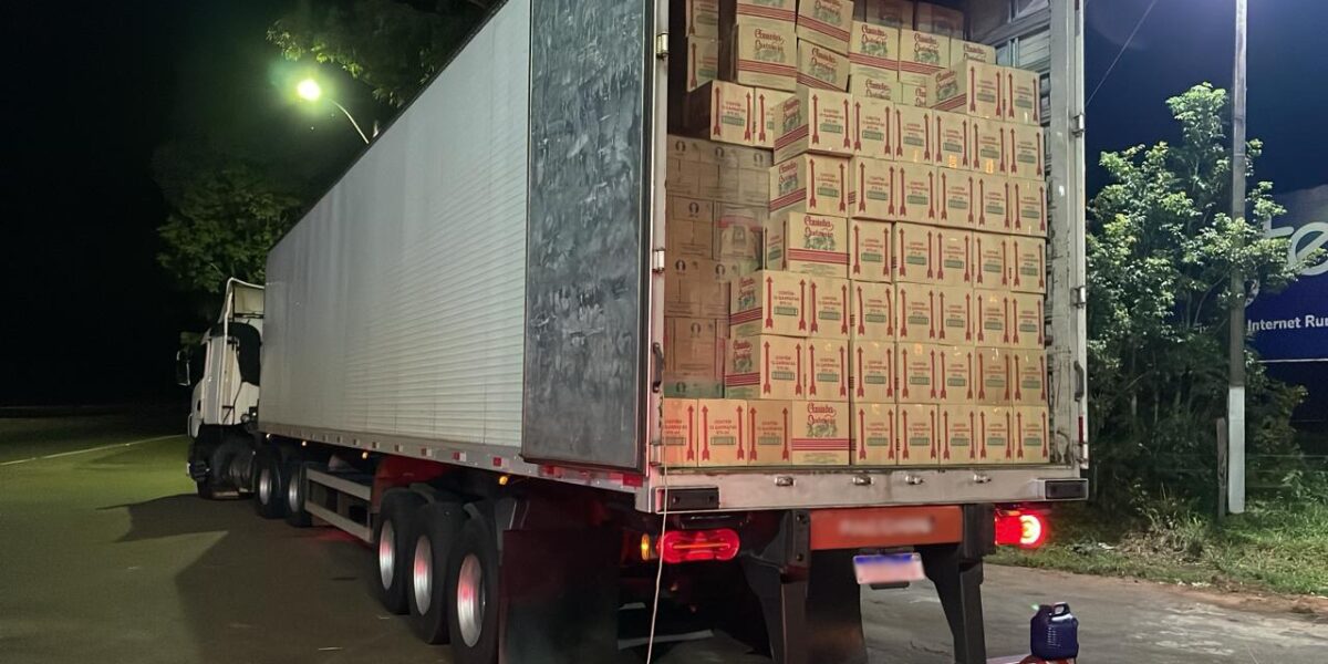 Operação do Fisco Estadual e PRF apreende carreta transportando bebidas sem nota fiscal