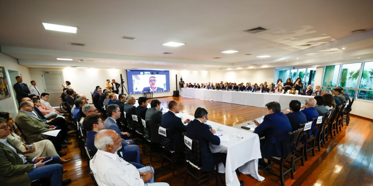 Governo de Goiás anuncia medidas em auxílio a empresas afetadas pelo tarifaço