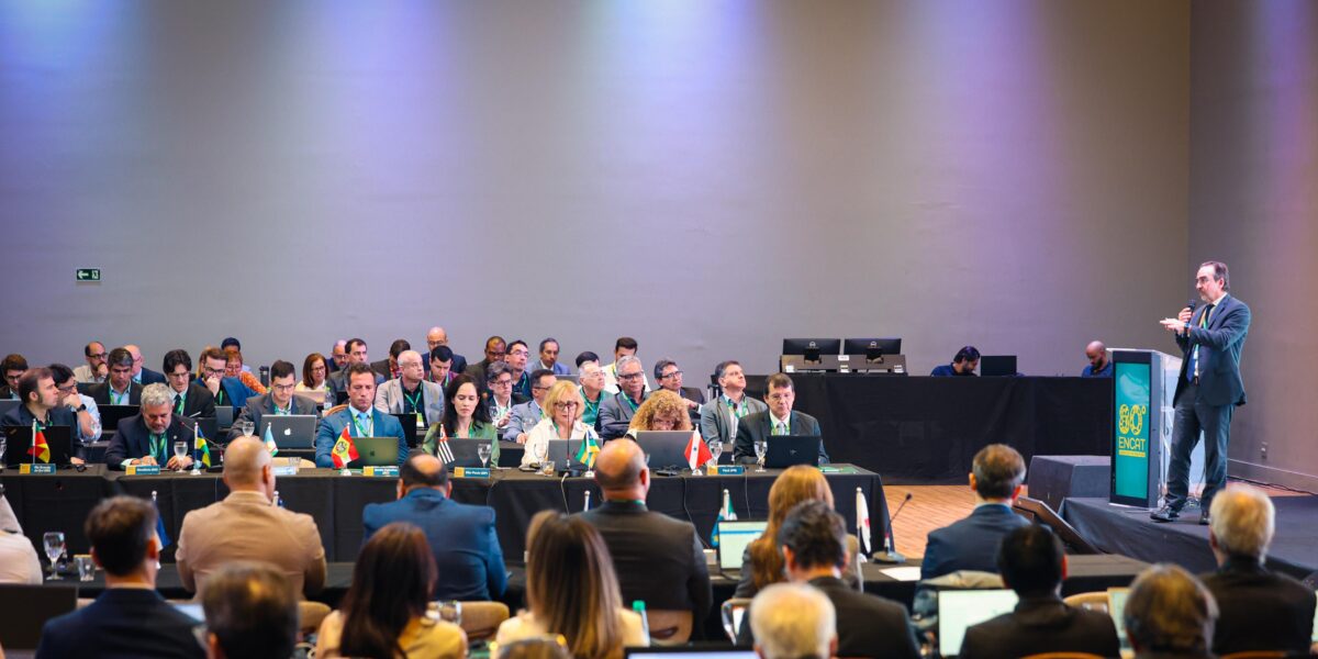 Inovações e avanços regulatórios marcam o segundo dia de ENCAT