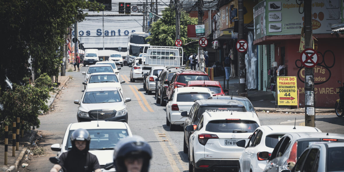 IPVA 2025 atrasado já pode ser parcelado para veículos com placas finais 1 e 2