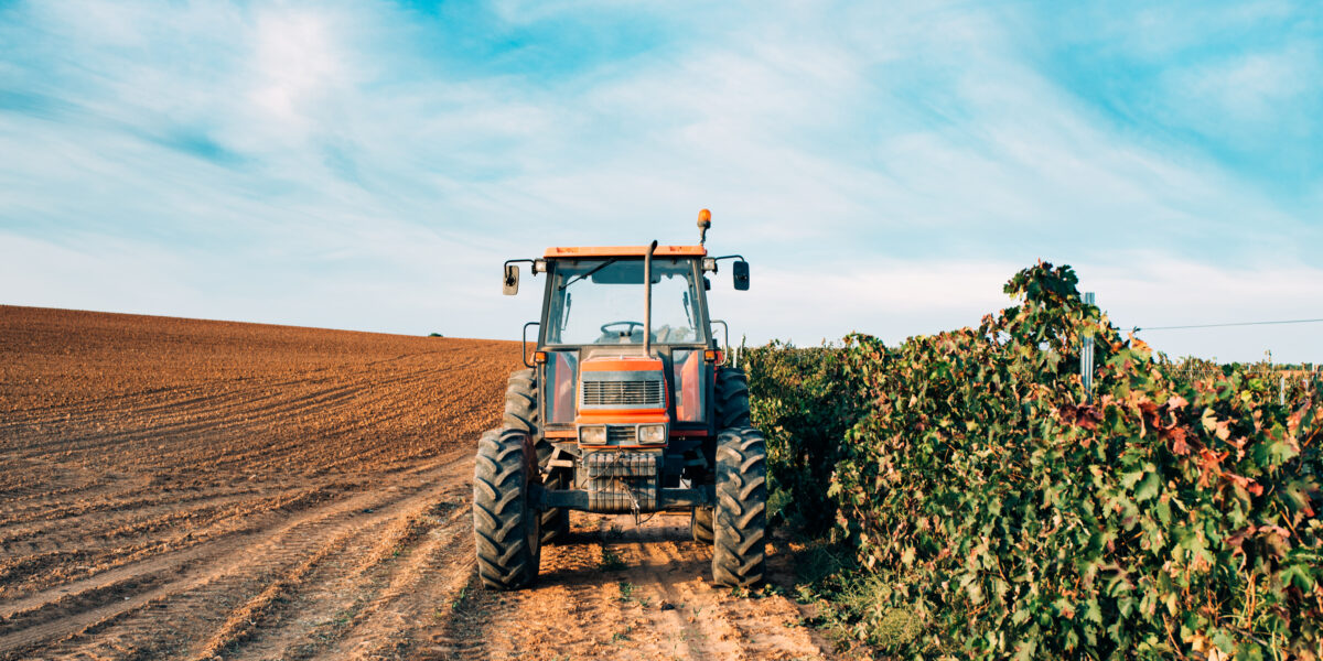Goiás encerra Fundeinfra e extingue cobrança sobre operações a partir de 2026