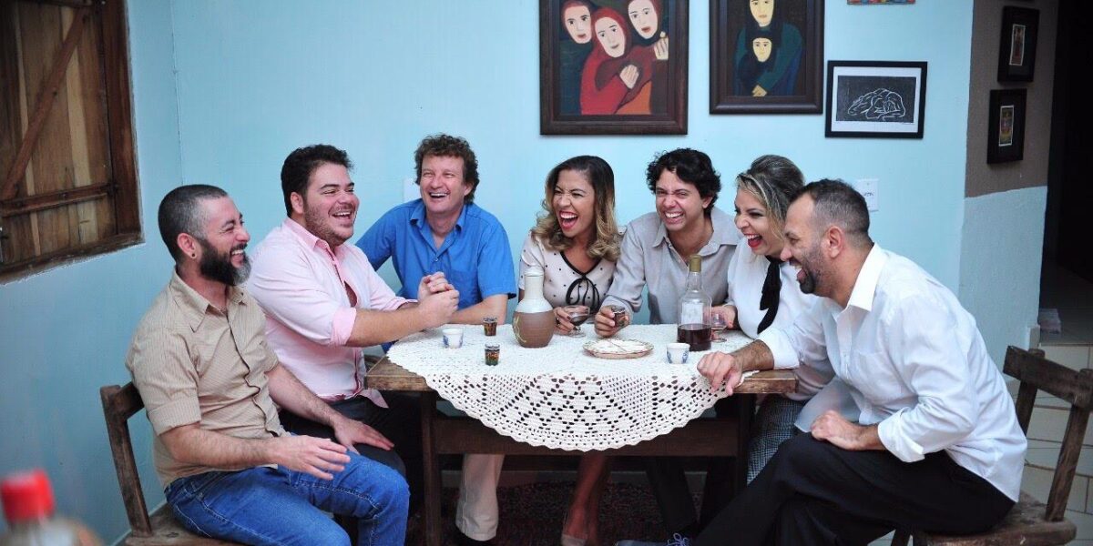 Grupo Ciranda da Gente apresenta espetáculo revival com grandes sucessos da música popular brasileira