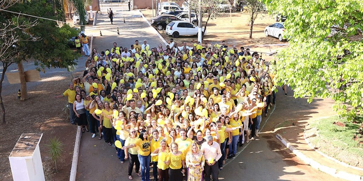 Servidores da Seduc participam de ato de conscientização dentro da campanha Setembro Amarelo