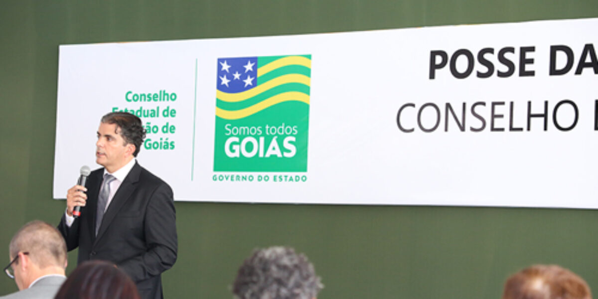 Empossado novo presidente do Conselho Estadual de Educação de Goiás