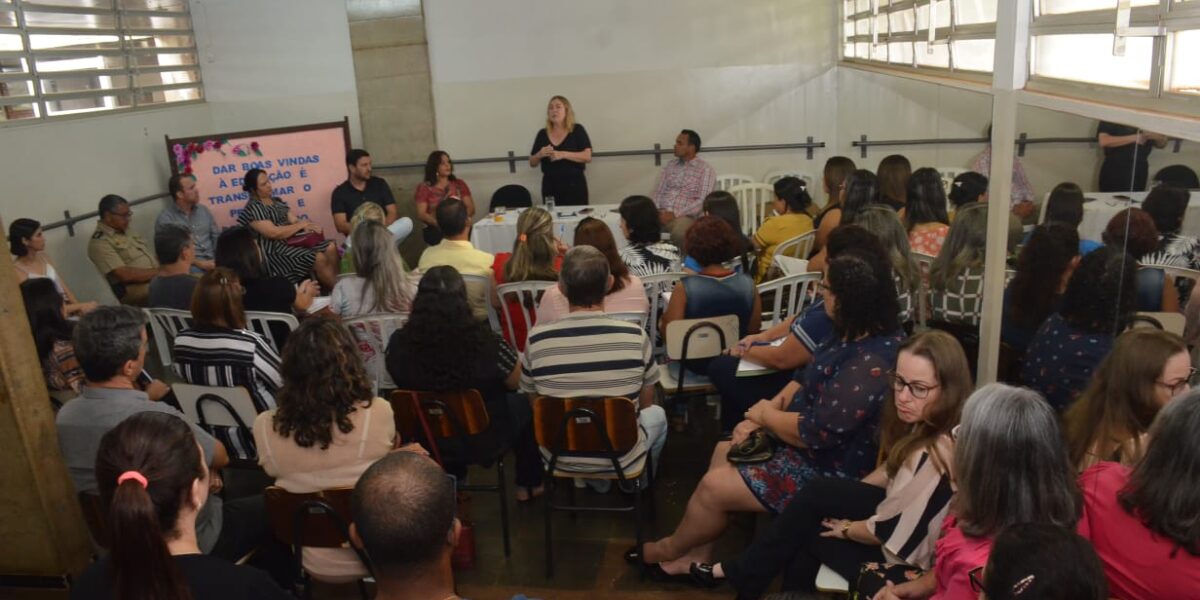 Seduc Itinerante: secretária vai a Quirinópolis para reunir-se com gestores da CRE
