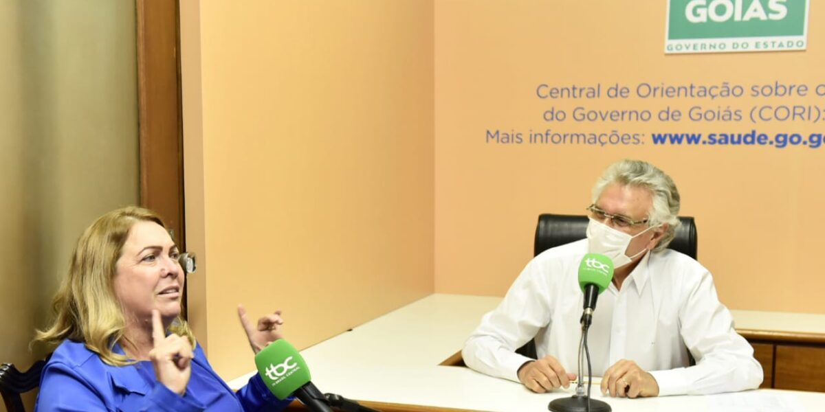 Em live, ao lado do governador Ronaldo Caiado, secretária Fátima Gavioli faz balanço do cenário atual
