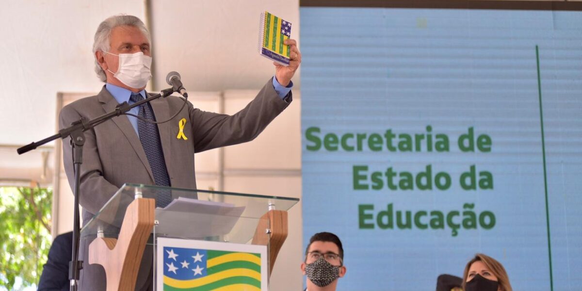 Em ato inédito, Governo de Goiás descentraliza R$ 82 milhões para que conselhos escolares distribuam kits de alimentação a alunos da rede