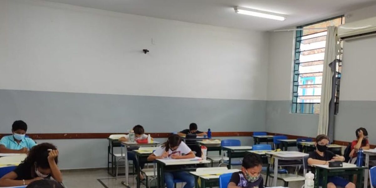 Governo de Goiás firma parceria com Unicef para reduzir evasão escolar em todo o Estado