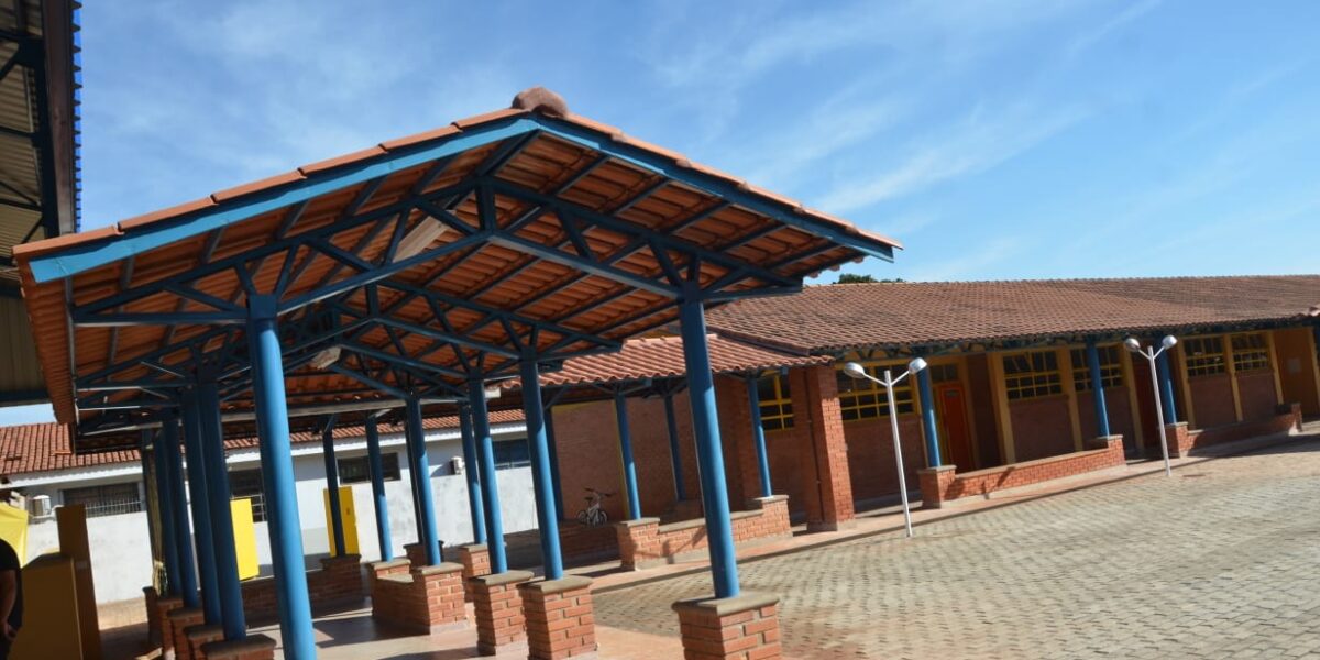 “A escola pública vai se tornar referência”, afirma ministro da Educação durante inauguração de escola estadual em Barro Alto