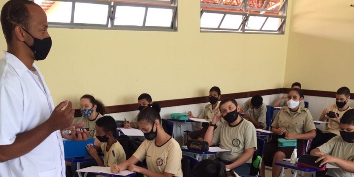 Disciplina e empatia marcam primeiros dias de aulas no CEPMG Sebastião do Vale em Rio Verde