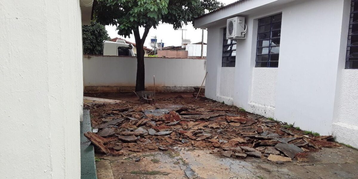 Programa Reformar 3, do Governo de Goiás, auxilia escolas na preparação para a volta às aulas
