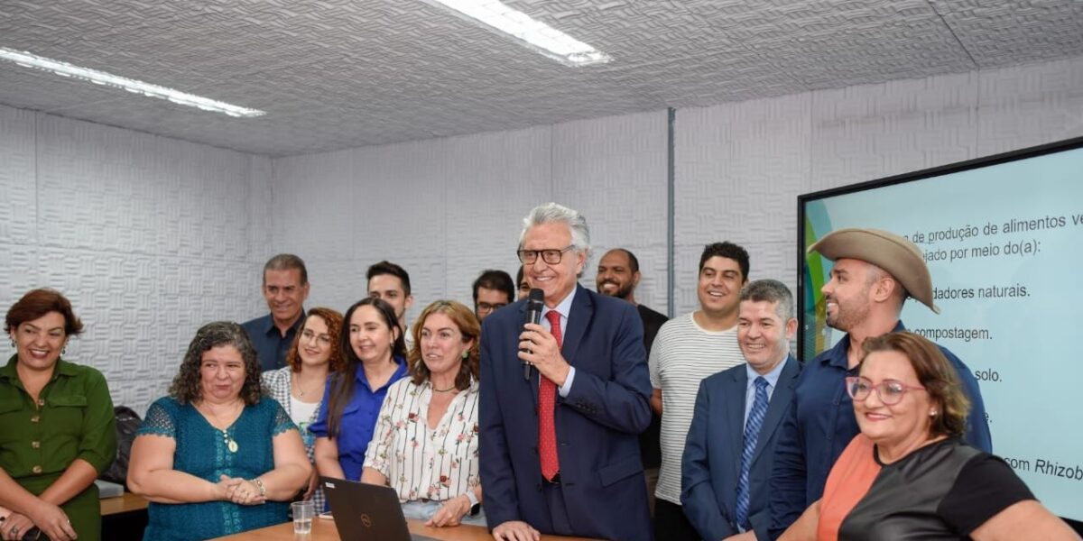 Na Agência Brasil Central, Caiado entrega Centro de Mídia do programa GoiásTec, estúdios e sala de coworking