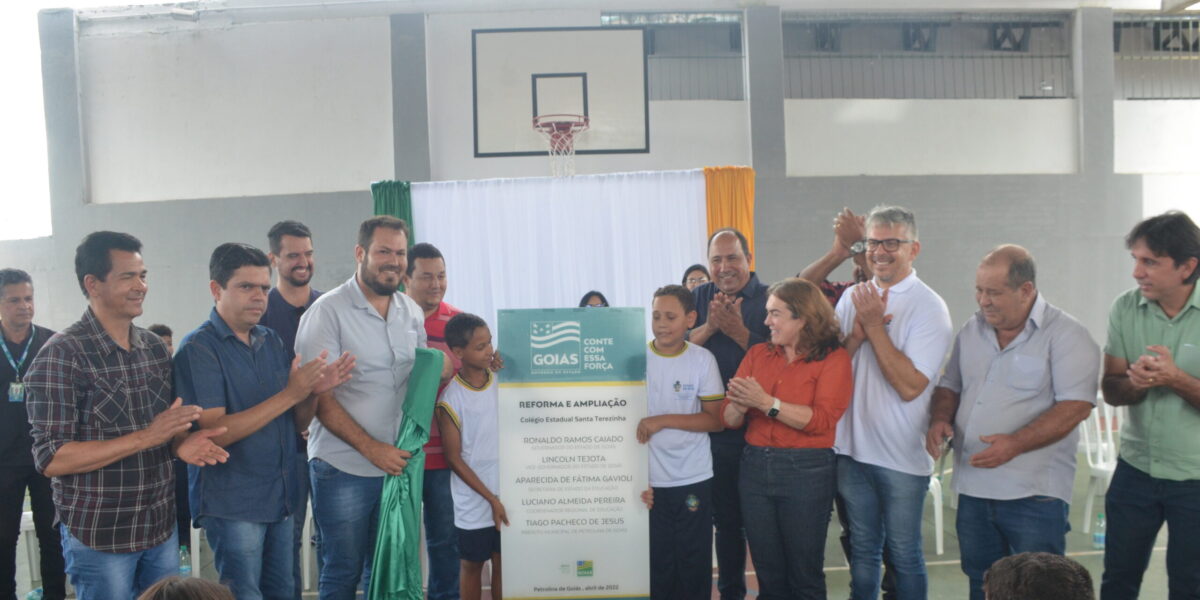 Governo de Goiás entrega obras de reforma e ampliação do colégio estadual em Petrolina de Goiás