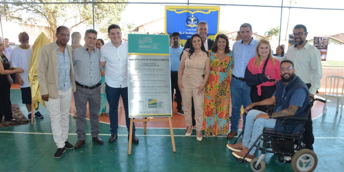 Governo de Goiás entrega quadra poliesportiva aguardada há 40 anos em Goianira