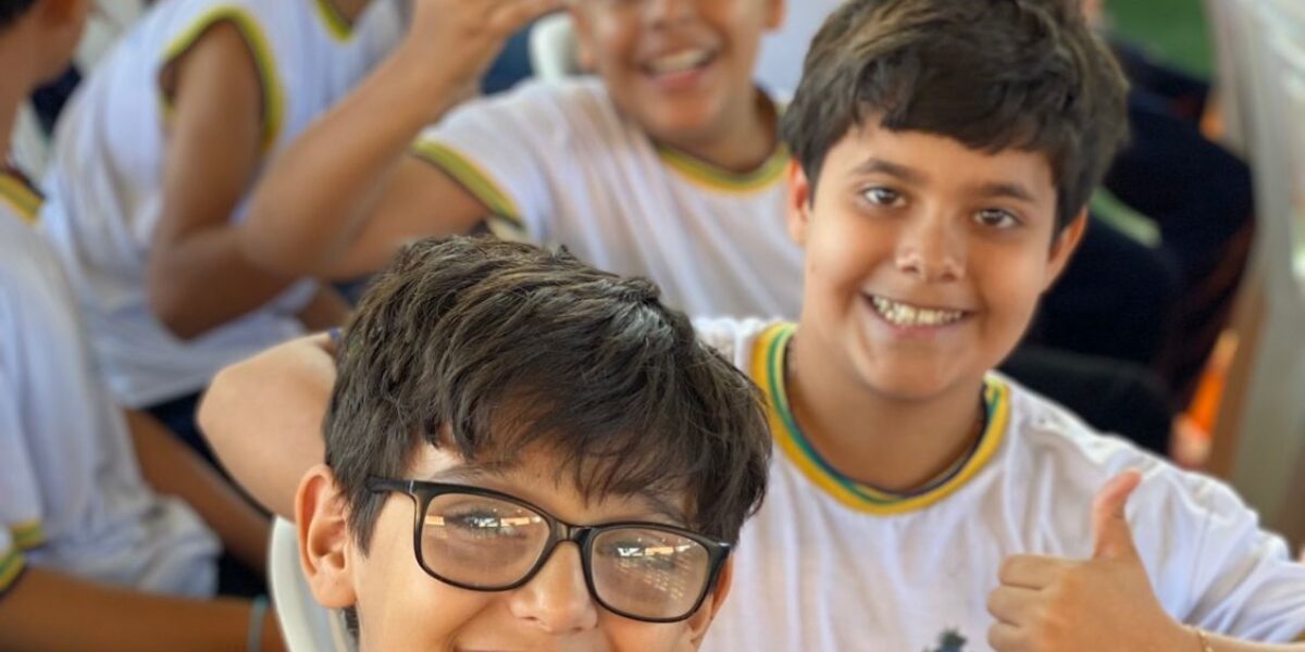 Quadras poliesportivas são inauguradas em escolas estaduais de Rio Verde