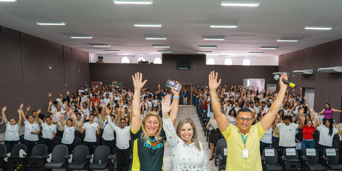 ‘Onda Goiás Bem no Enem’ reuniu 350 estudantes no auditório da Secretaria Estadual da Educação, em Goiânia