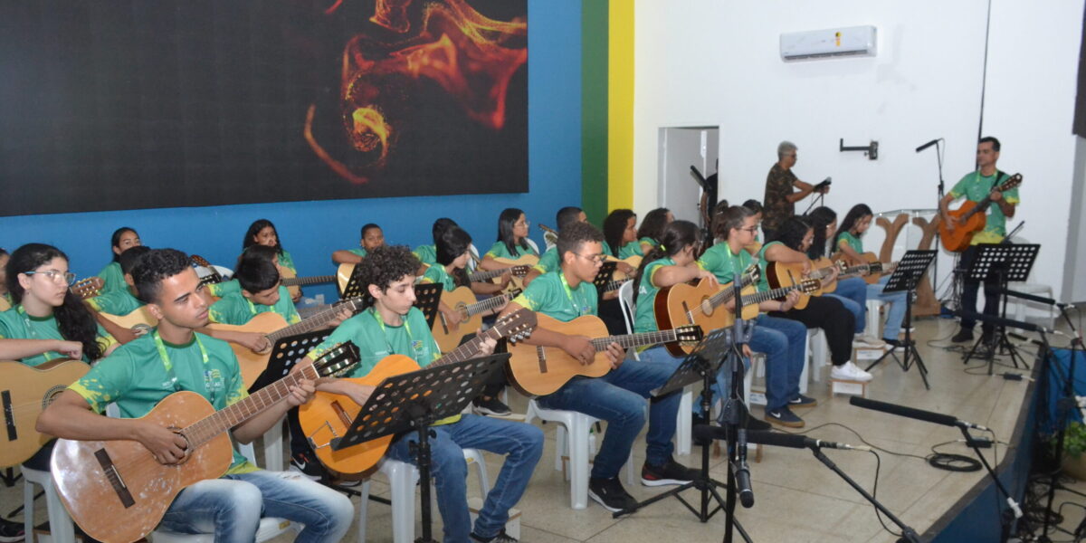Faego 2023: Festival de Ensino Coletivo de Violão reúne estudantes da rede estadual, em Goiânia