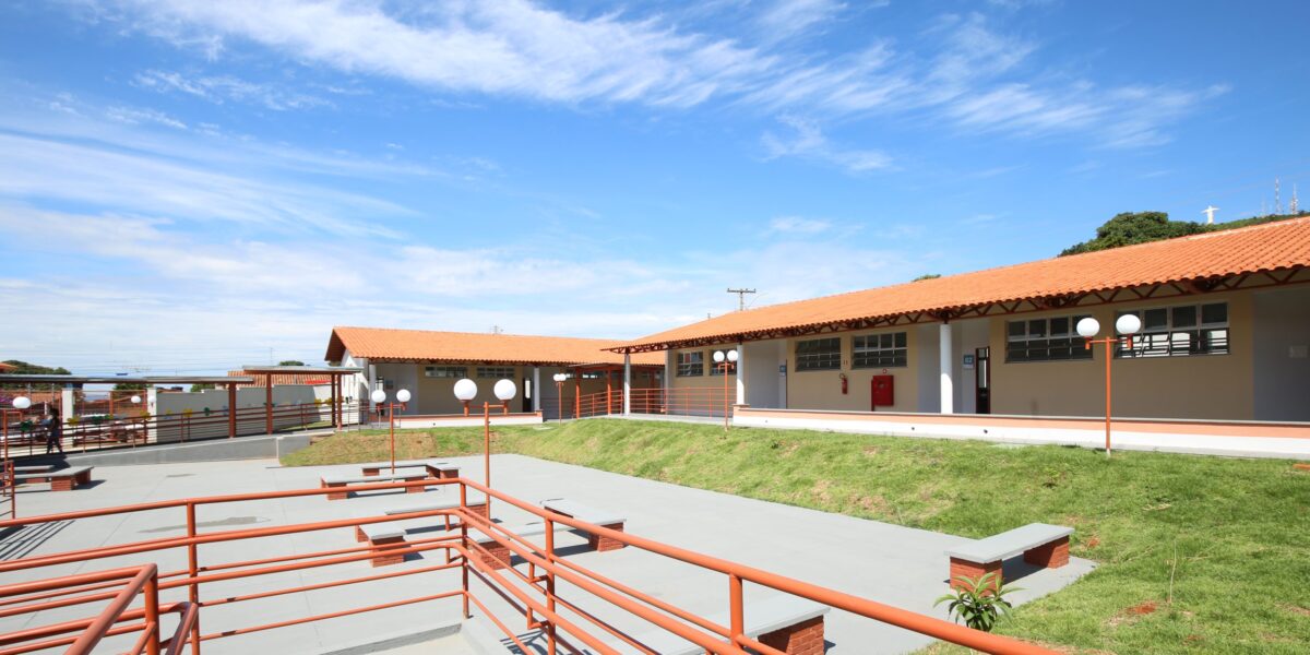 Governo de Goiás abre matrículas para novas escolas estaduais de Goiânia e Aparecida de Goiânia