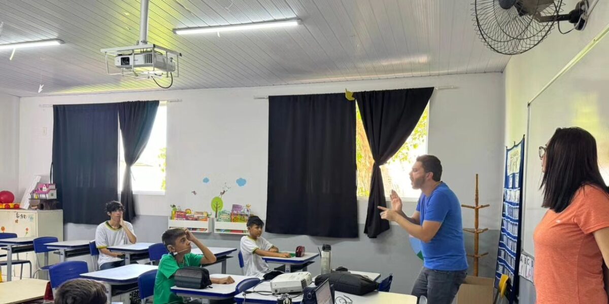 Seduc Goiás promove 1° Encontro de Formação em Libras para Professores do Atendimento Educacional Especializado