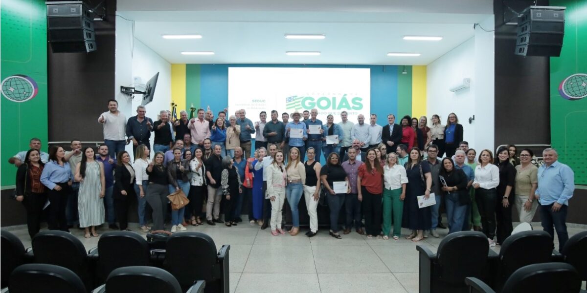 Encontro com prefeitos e secretários de Educação reforça compromisso com alfabetização na idade certa