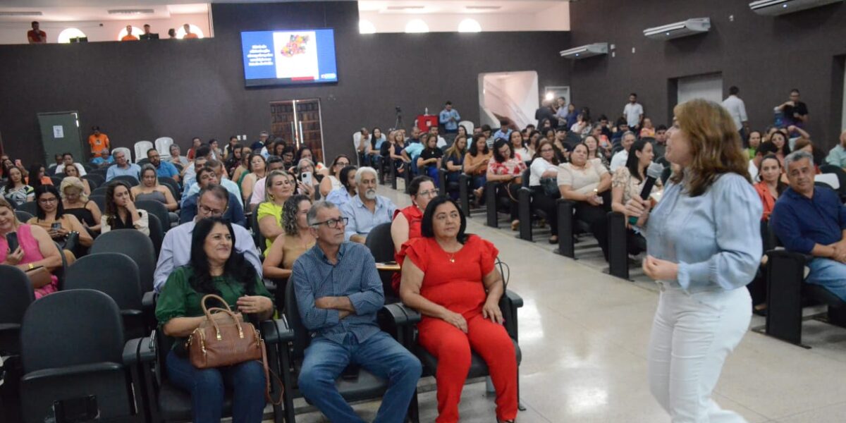 Governo de Goiás reúne prefeitos com boa avaliação na Alfabetização para debater metas ousadas para o programa AlfaMais Goiás