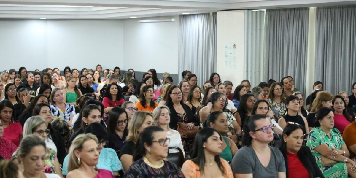 Secretaria de Educação promove formação do programa AlfaMais para fortalecer a Alfabetização infantil