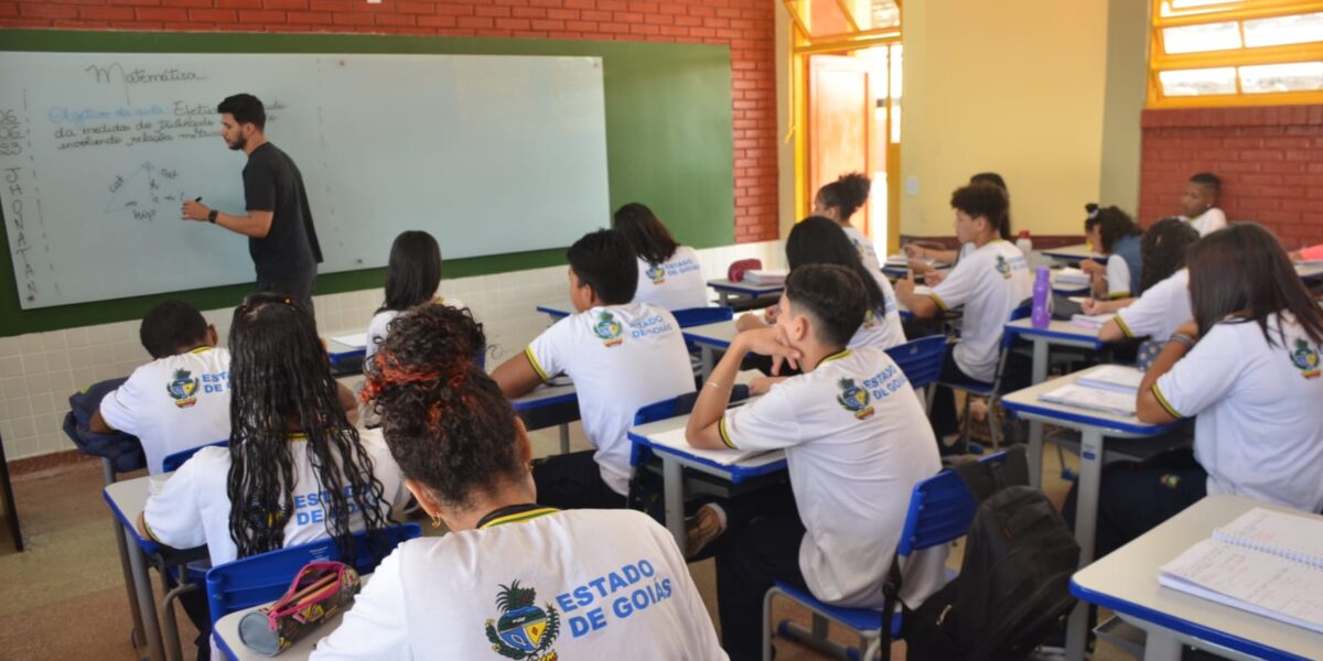 Inscrições para Processo Seletivo de professores temporários na rede estadual começam nesta segunda-feira (16/12)