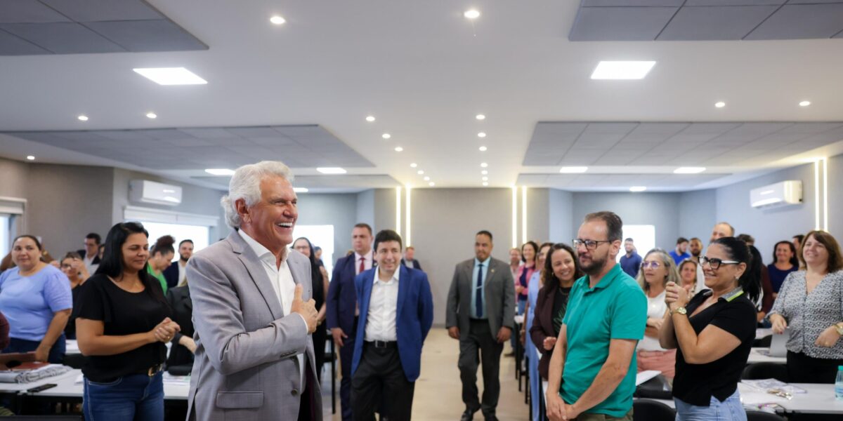 Governo de Goiás concede reajuste do Piso Nacional do Magistério para professores da rede estadual