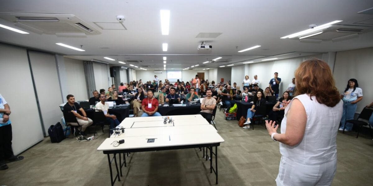 Seduc/GO promove 2ª Imersão em Robótica Educacional para professores das escolas de tempo integral