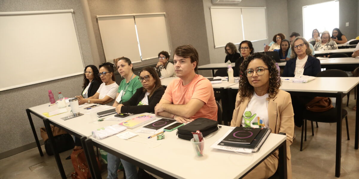 Secretaria da Educação promove encontro de articuladores do Programa Saúde na Escola, em Goiânia