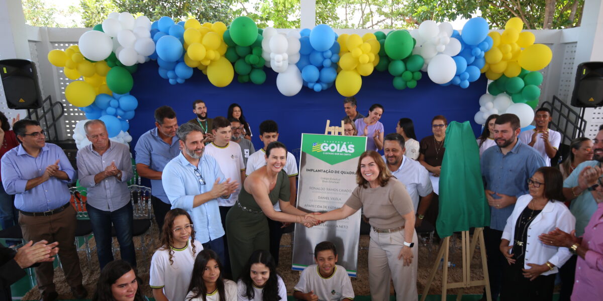 Comunidade escolar de Damolândia comemora inauguração da quadra esportiva do Colégio Estadual Dom Emanuel