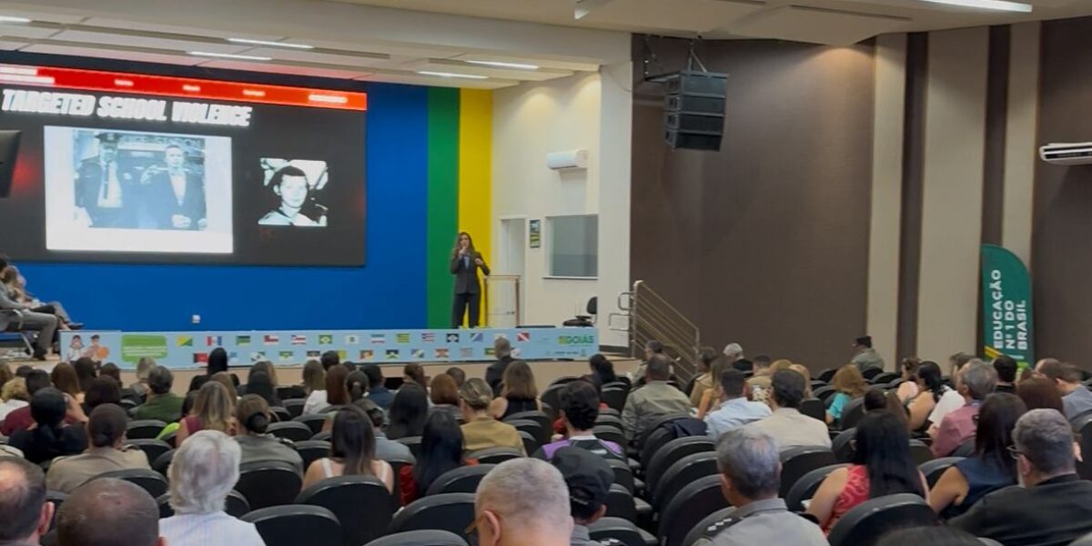 Crimes cibernéticos ganham destaque em debate sobre segurança digital entre jovens