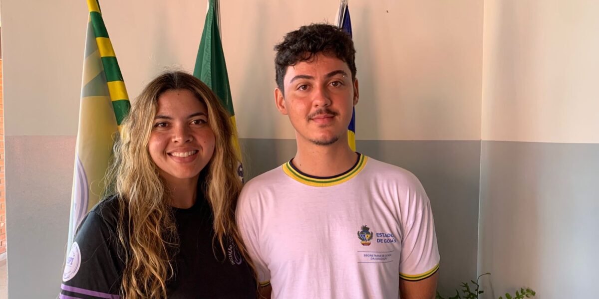 Estudante e professora da rede estadual de Goiás criam tecido com bagaço da cana-de-açúcar