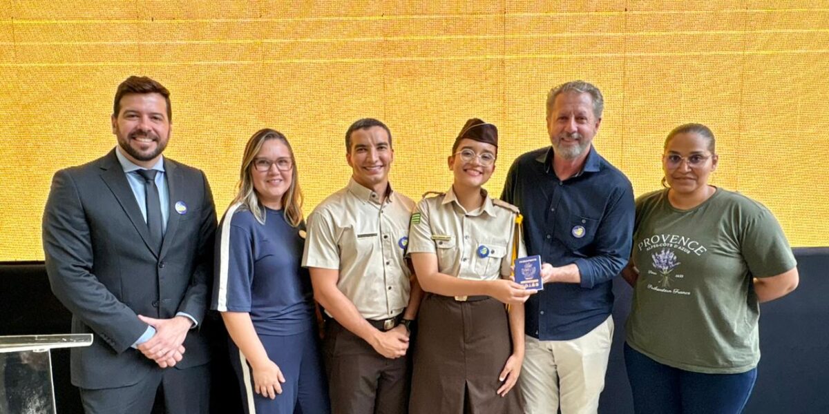 Estudantes da Rede Estadual são destaque no lançamento do programa Goiás pelo Mundo