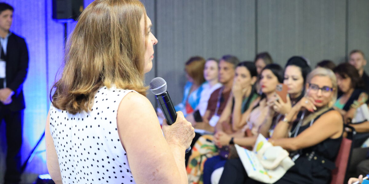 O papel da educação na transformação da gestão pública é tema de debate entre prefeitos goianos