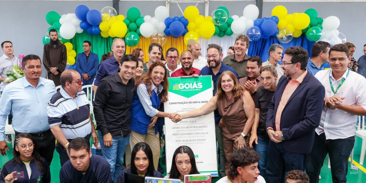 Governo de Goiás inaugura colégio Padrão Século XXI, em Hidrolândia