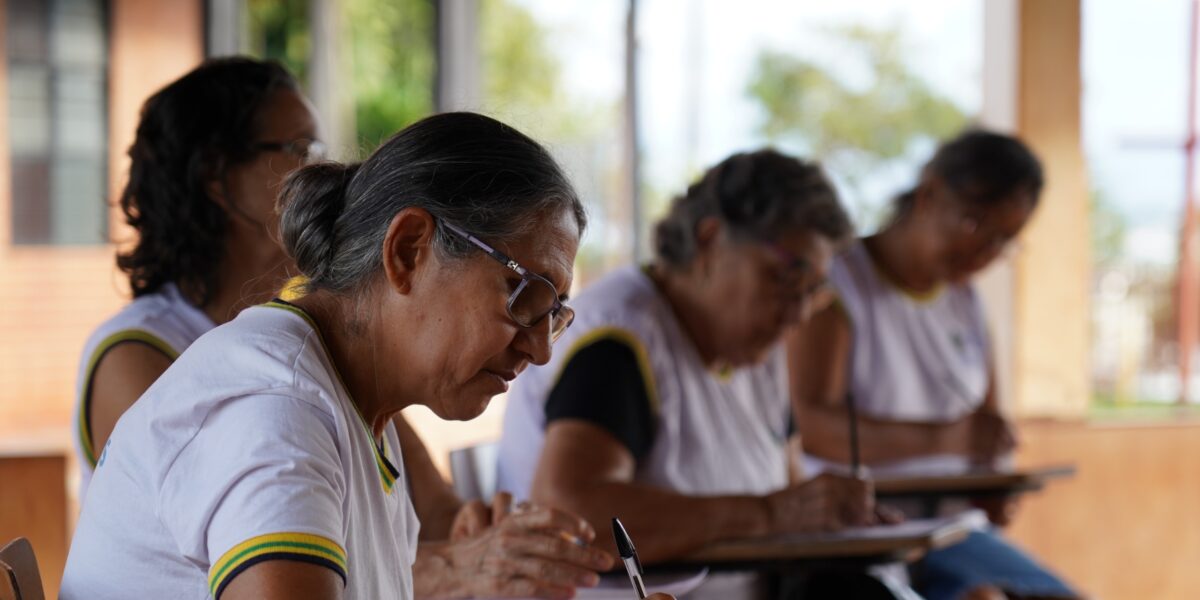 Goiás reduz analfabetismo e alcança marca de 10 mil beneficiados pelo programa Alfabetização e Família