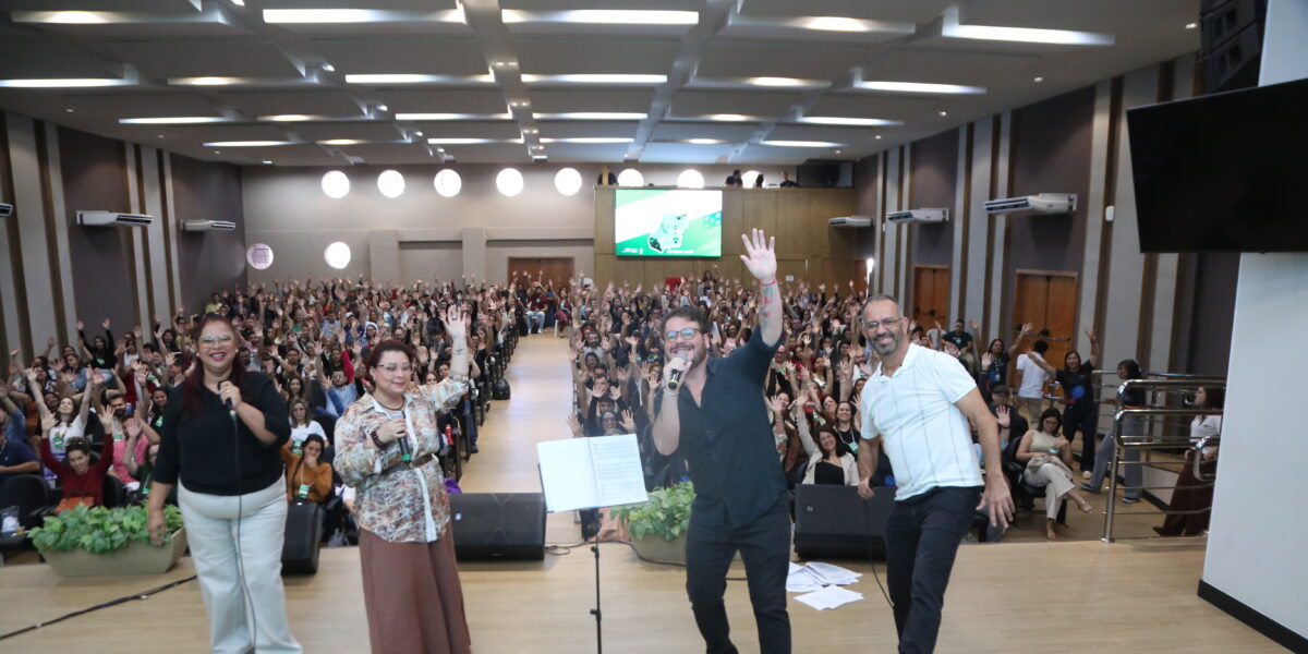Encontro ‘Aprender para Promover Aprendizagens’ tem a participação de 380 professores recém-empossados da rede estadual
