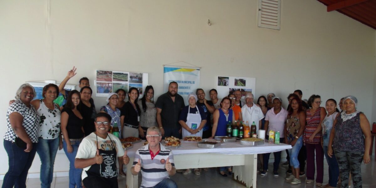 Curso de salgados capacita mulheres em Valparaíso de Goiás