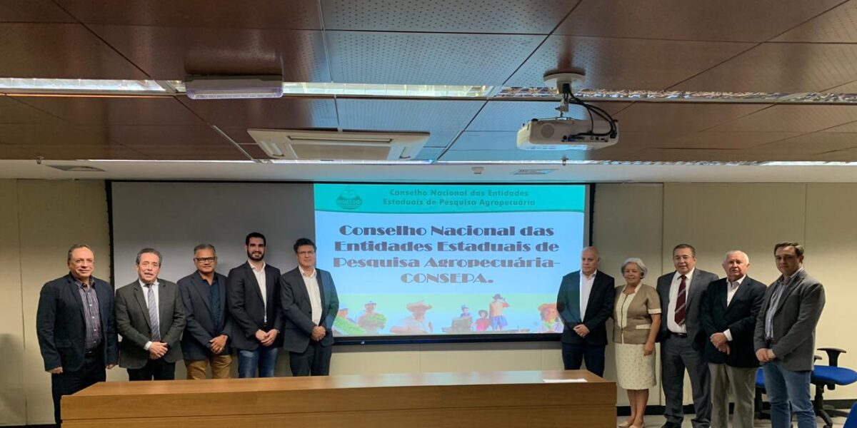 Diretoria da Emater participa de reunião para discutir novo plano de trabalho do Consepa