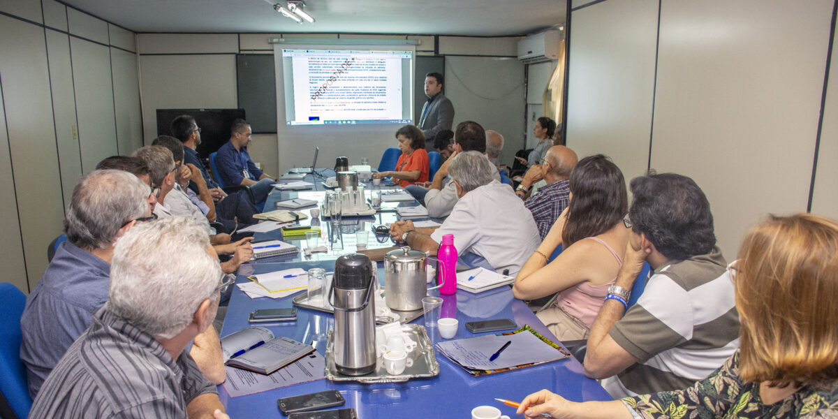 Coordenadores regionais se reúnem em Goiânia para alinhamento estratégico com diretoria e presidência da Emater