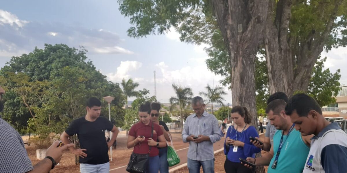 Unidade local da Emater em Ceres-GO recebe treinamento para uso de GPS avançado