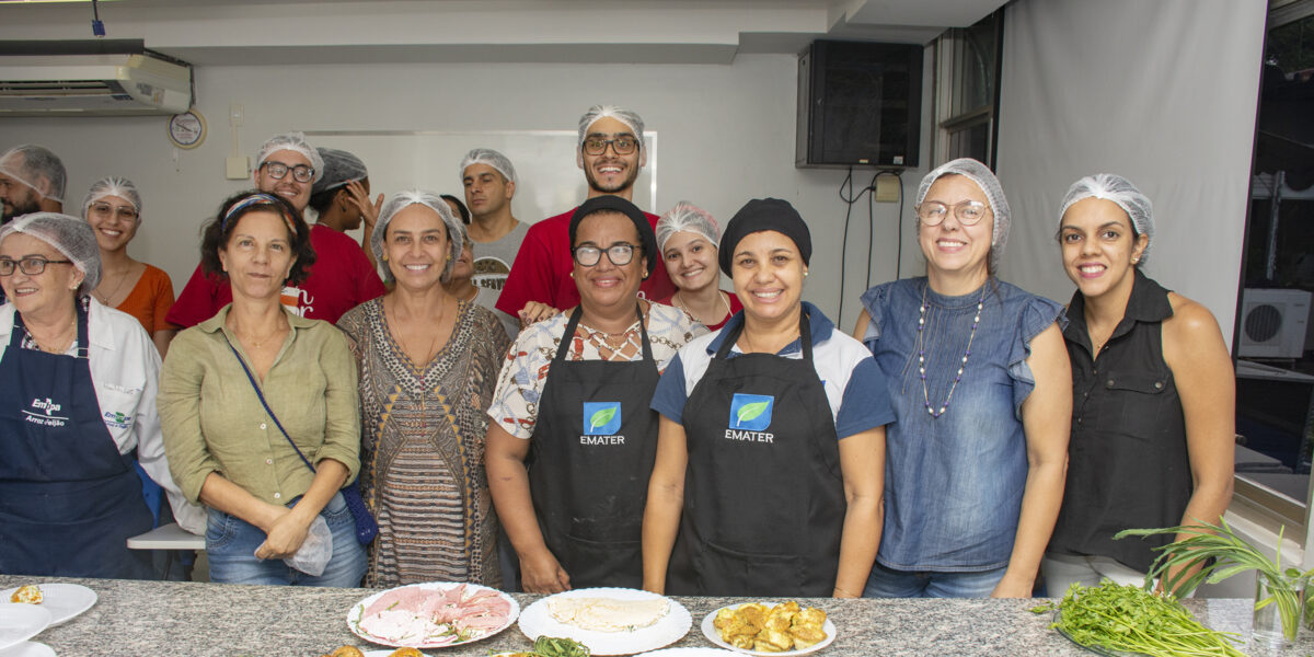 Emater leva PANCs e alimentação saudável para oficina gastronômica em Dia de Campo