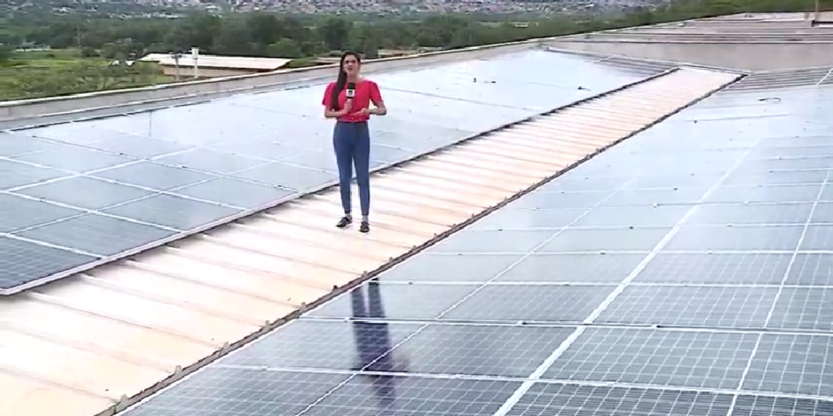 TV Alego mostra instalações da usina de energia fotovoltaica na sede da Emater﻿