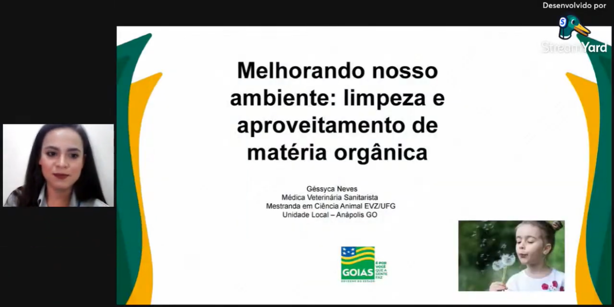 Extensionista da Emater ensina como utilizar adubo orgânico em cultivos comerciais