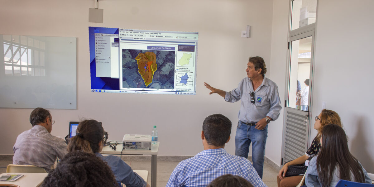 Emater leva inovação e serviços para Agro Centro Oeste Familiar
