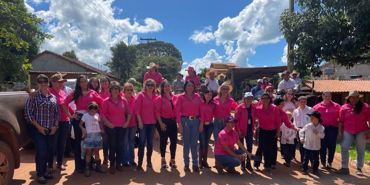 Grupo de mulheres promove cavalgada em Santa Bárbara