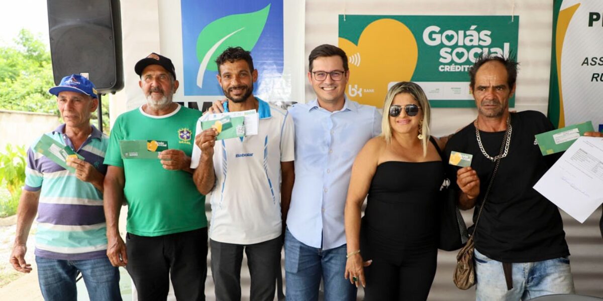 Emater entrega mais de R$ 860 mil em cartões do Crédito Social na região do Vale do São Patrício nesta quinta-feira, 15