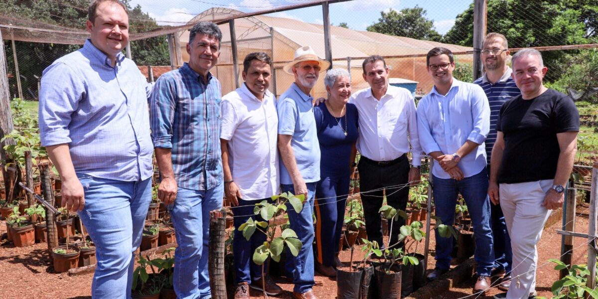 Emater recebe visita do senador Vanderlan Cardoso nesta segunda-feira, 11